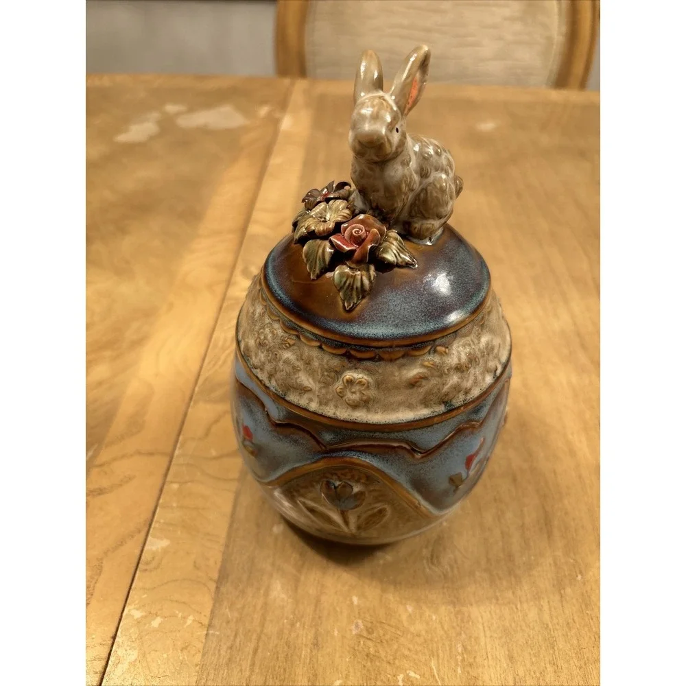 Beautiful EASTER Egg Bowl Candy Dish Rare Vintage THE SPRING BUNNY ROSES MINT